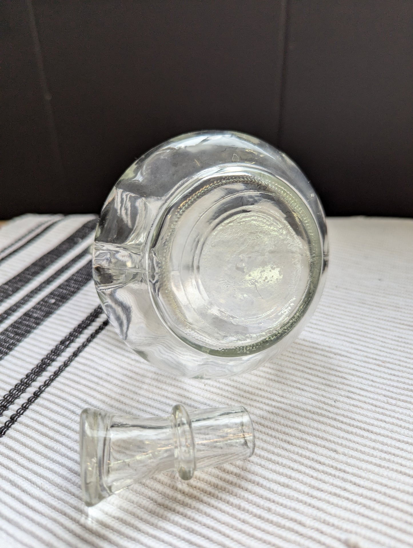 Oil/Vinegar Jar with Stopper