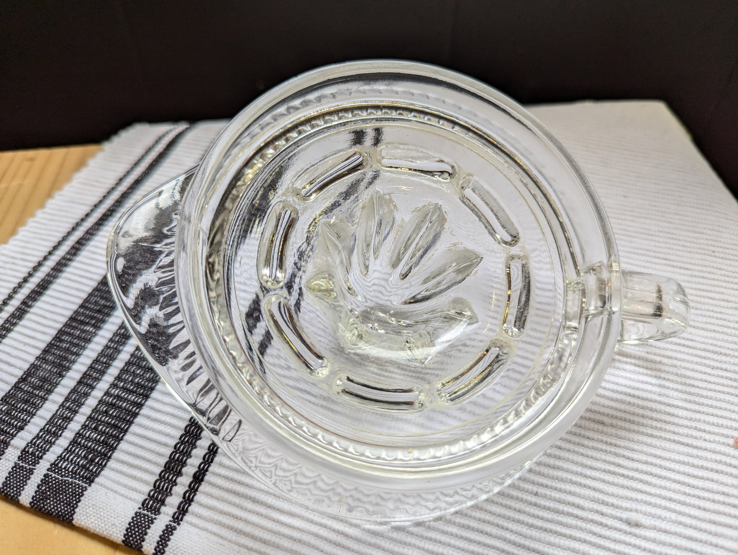 Glass Lemon Juicer
