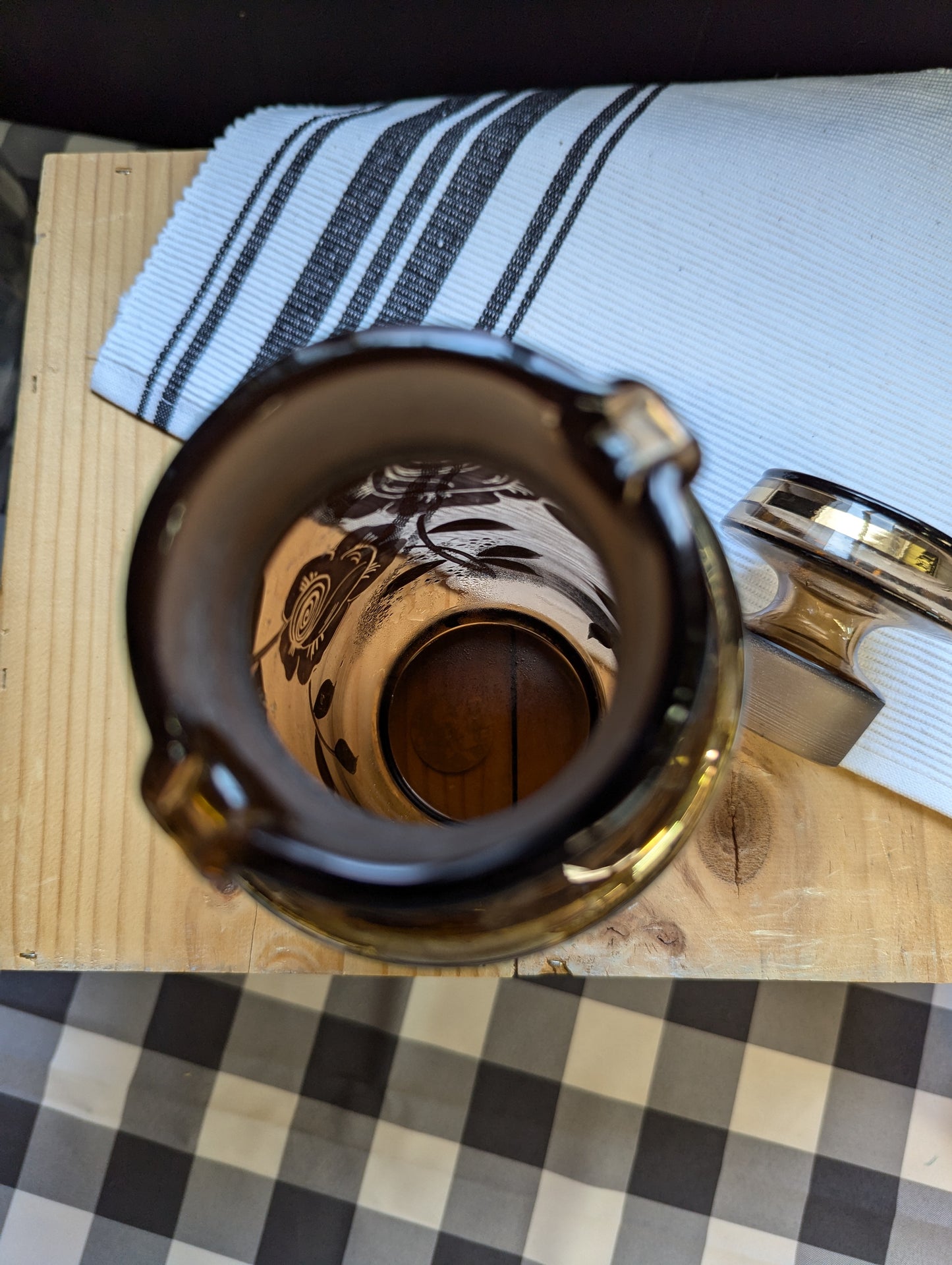 Decanter with Stopper Lid