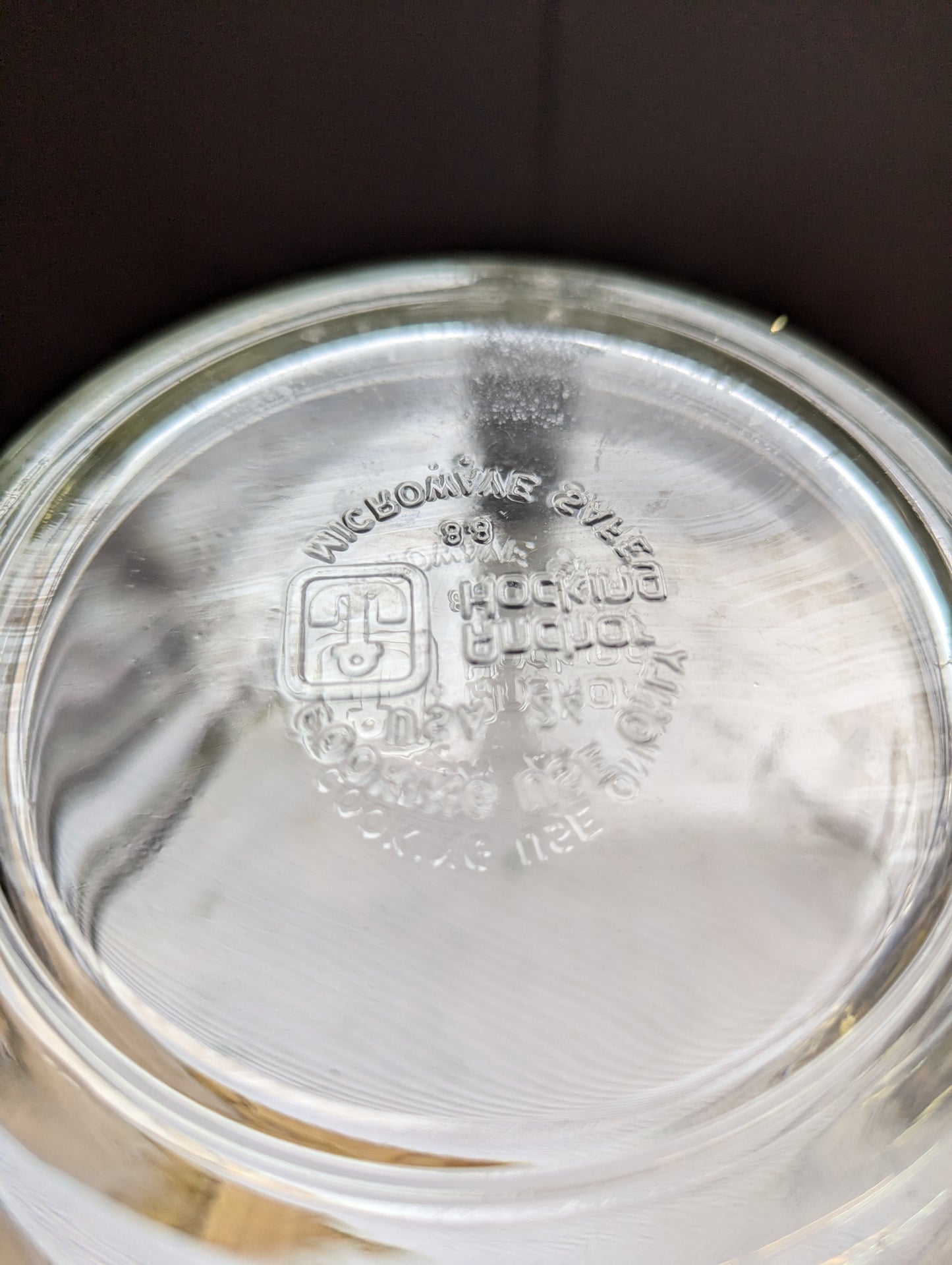 Anchor Hocking Measuring Cup/Mixing Bowl