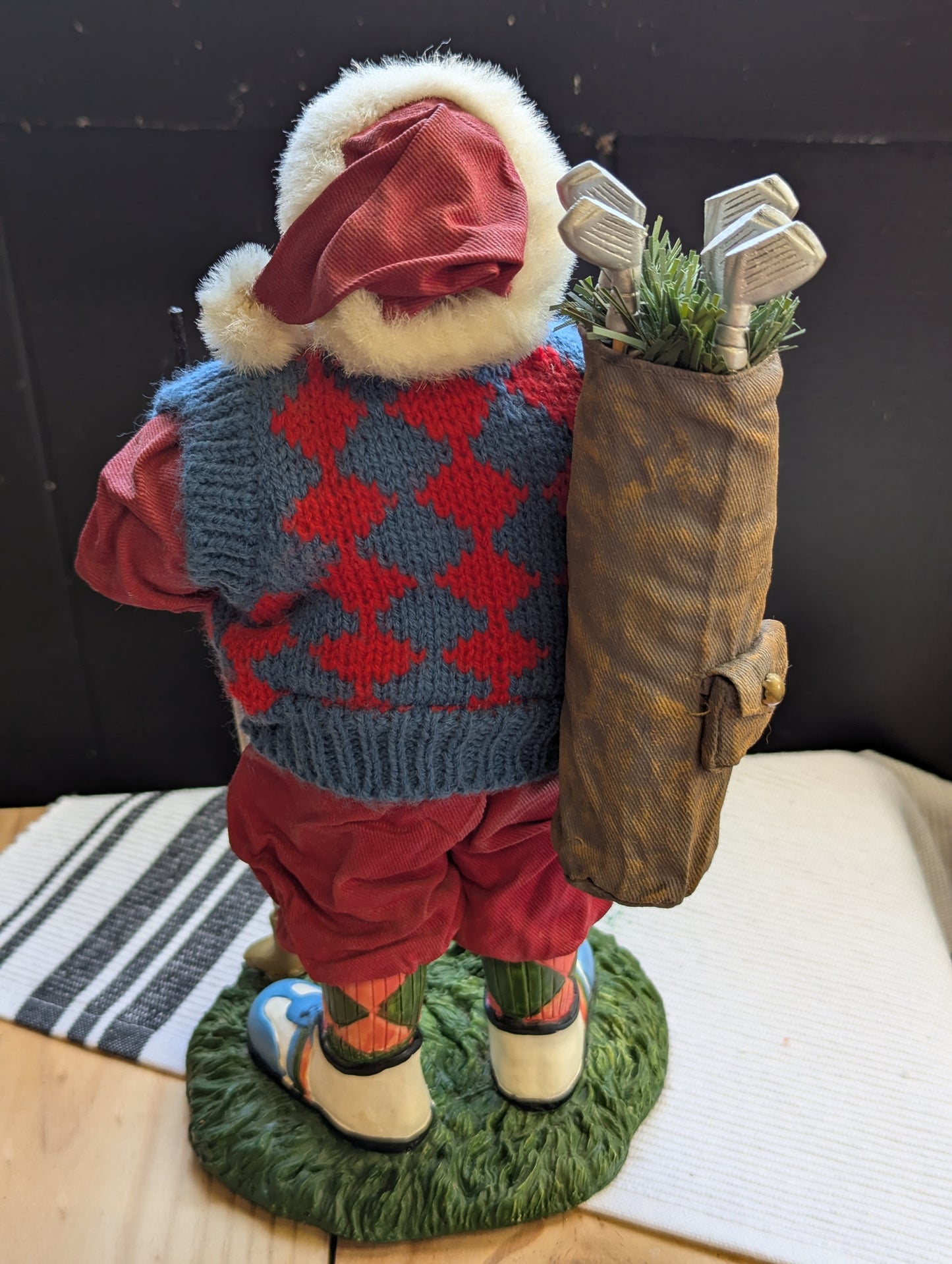 Santa On The Green