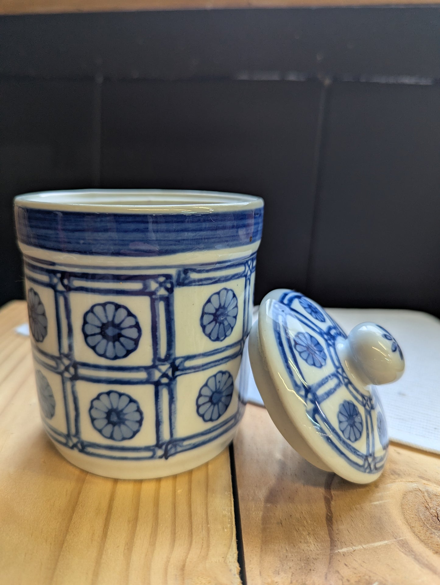 Lidded Jar with Blue Daisies