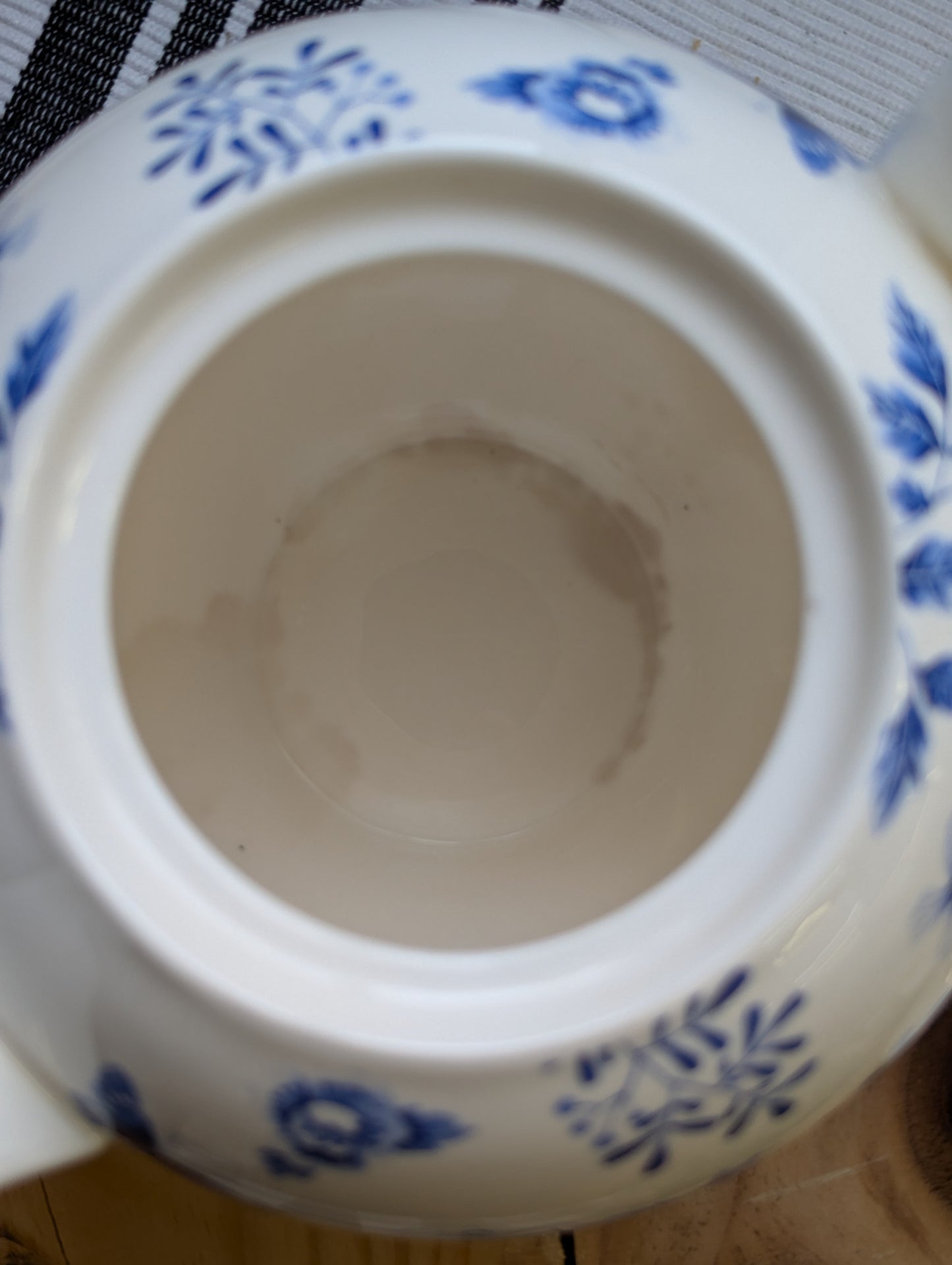 "Toile de Fleur" Teapot