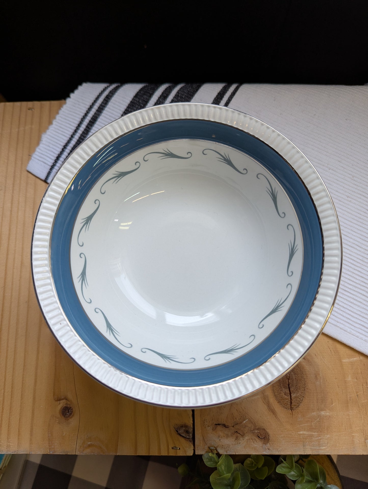 Simpson's Pottery Cereal Bowl in Conway Pattern