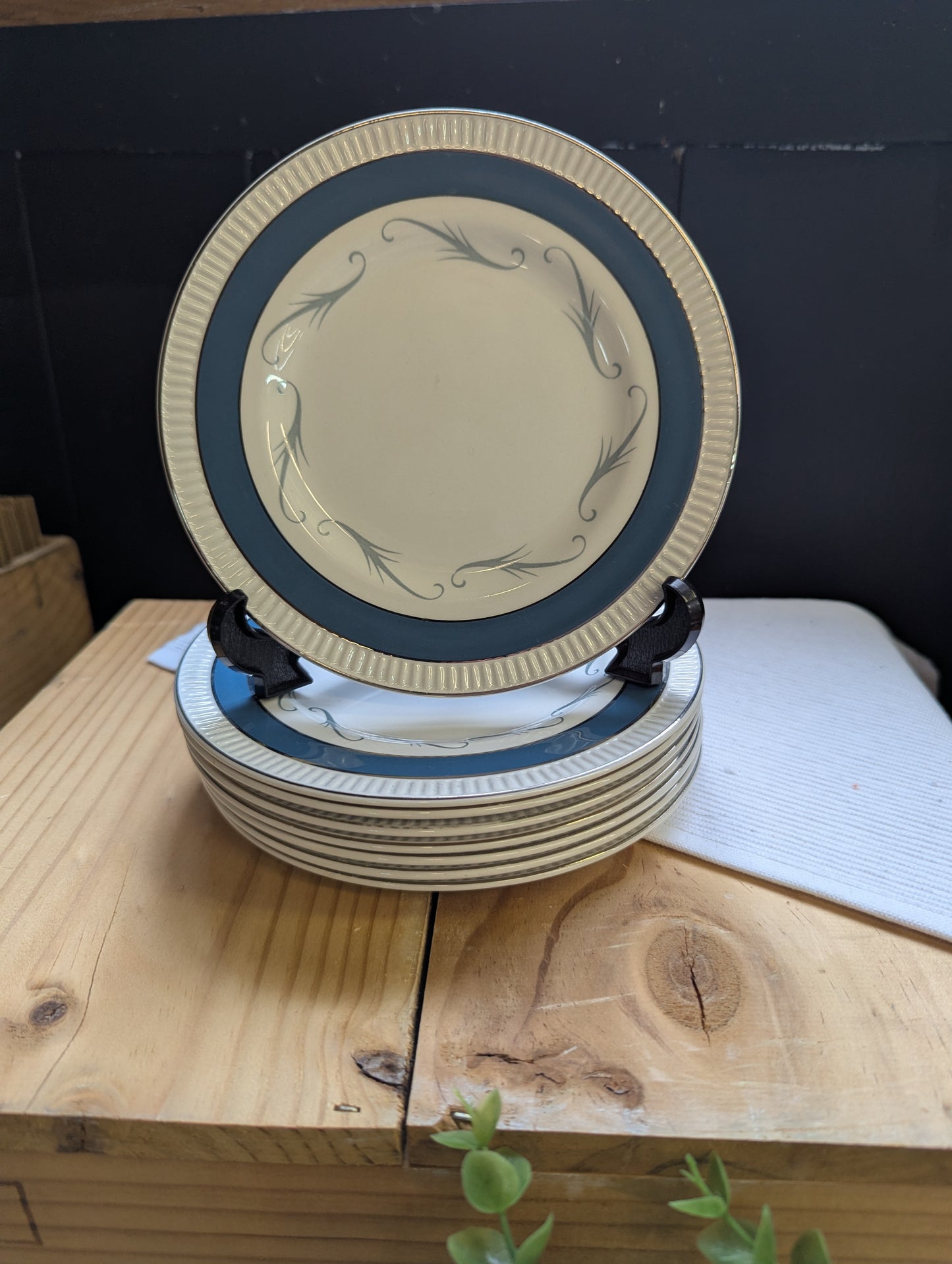 Simpson's Pottery Side Plate in Conway Pattern