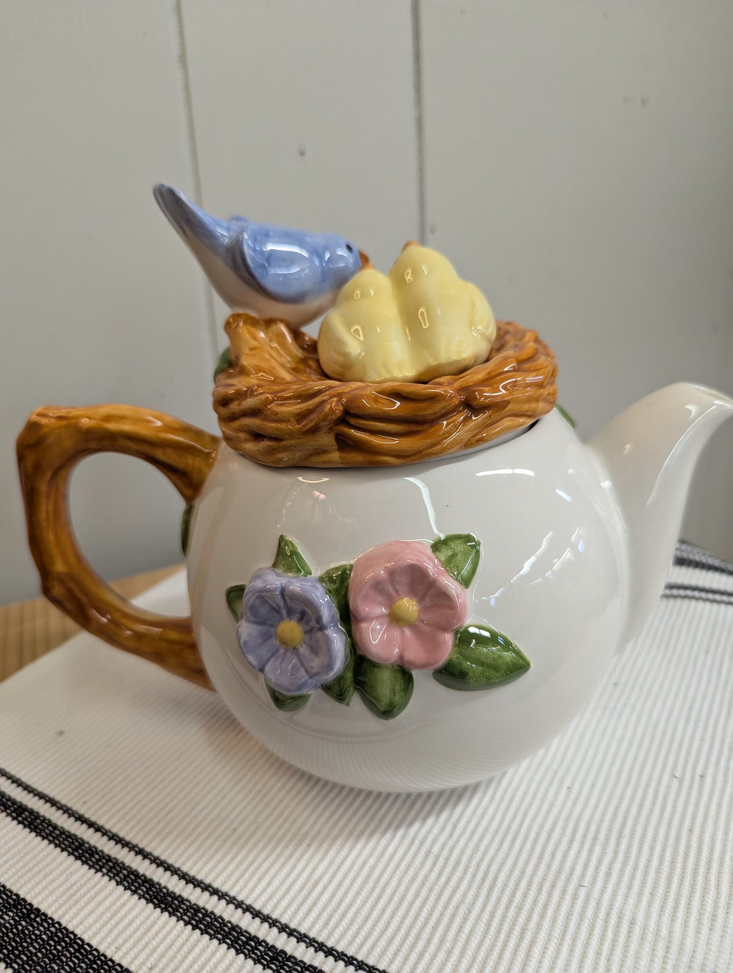 Spring Birds Tea Pot