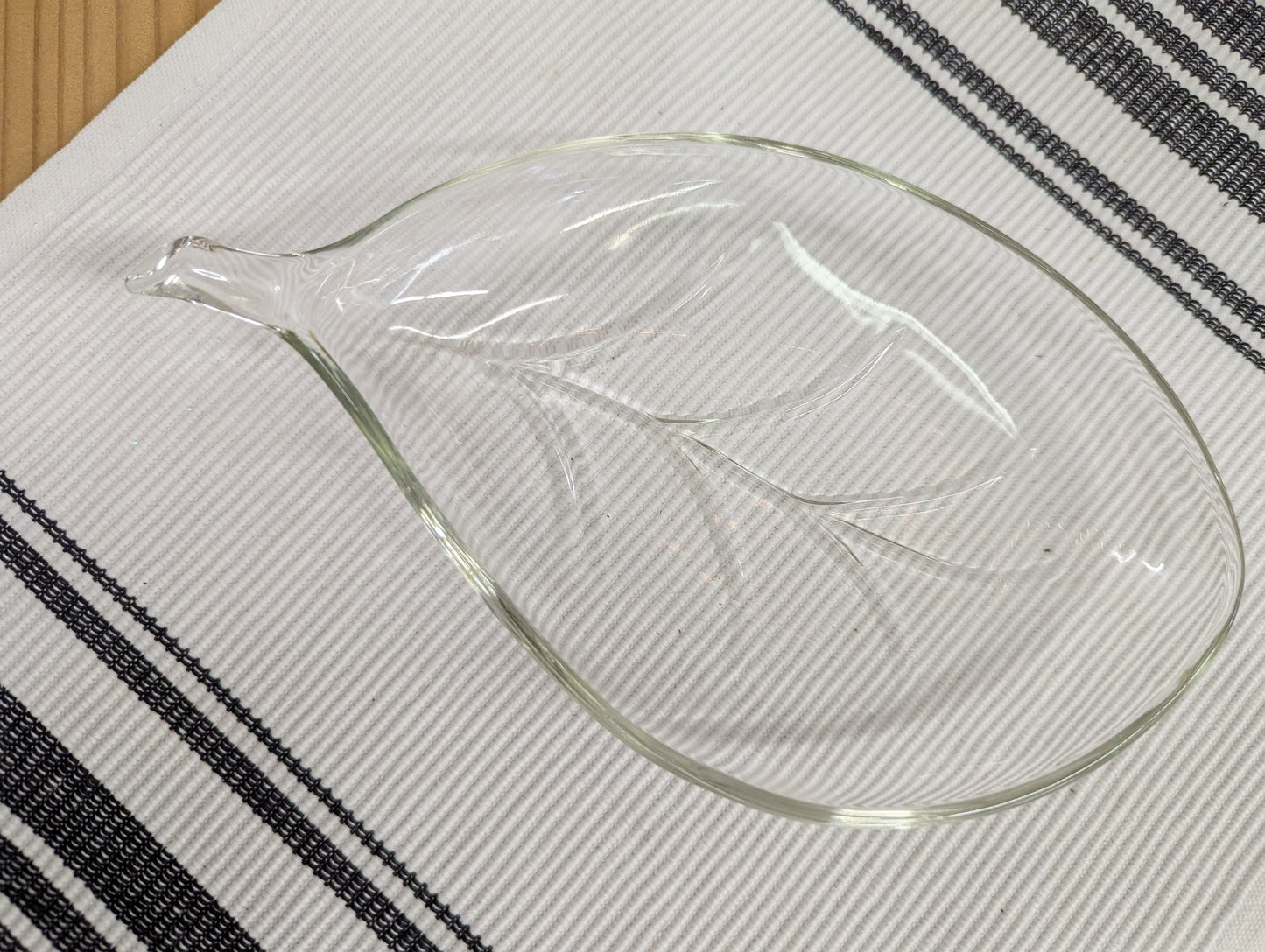 Glass Leaf Dish