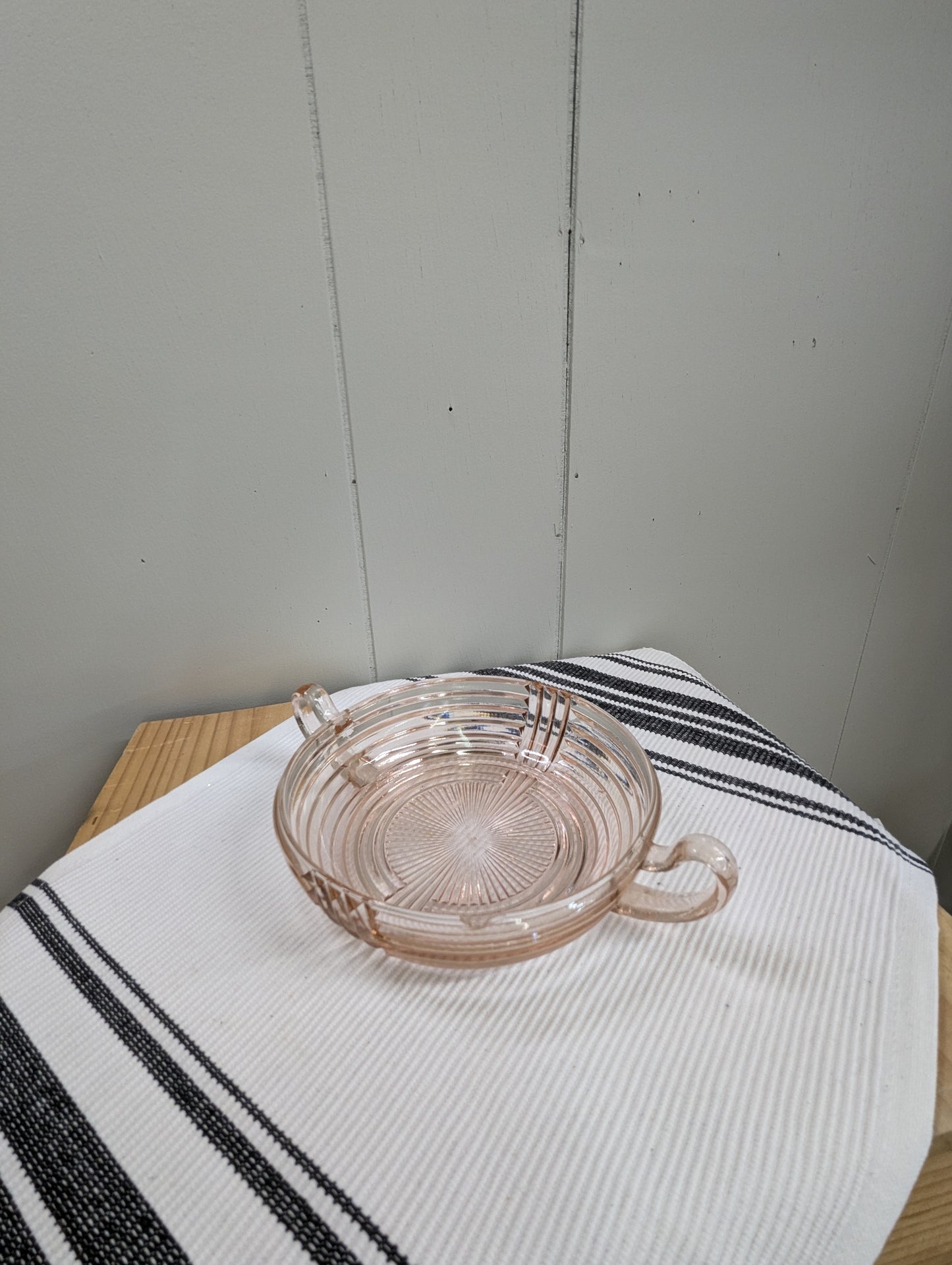 Anchor Hocking Manhatten Pink Dish