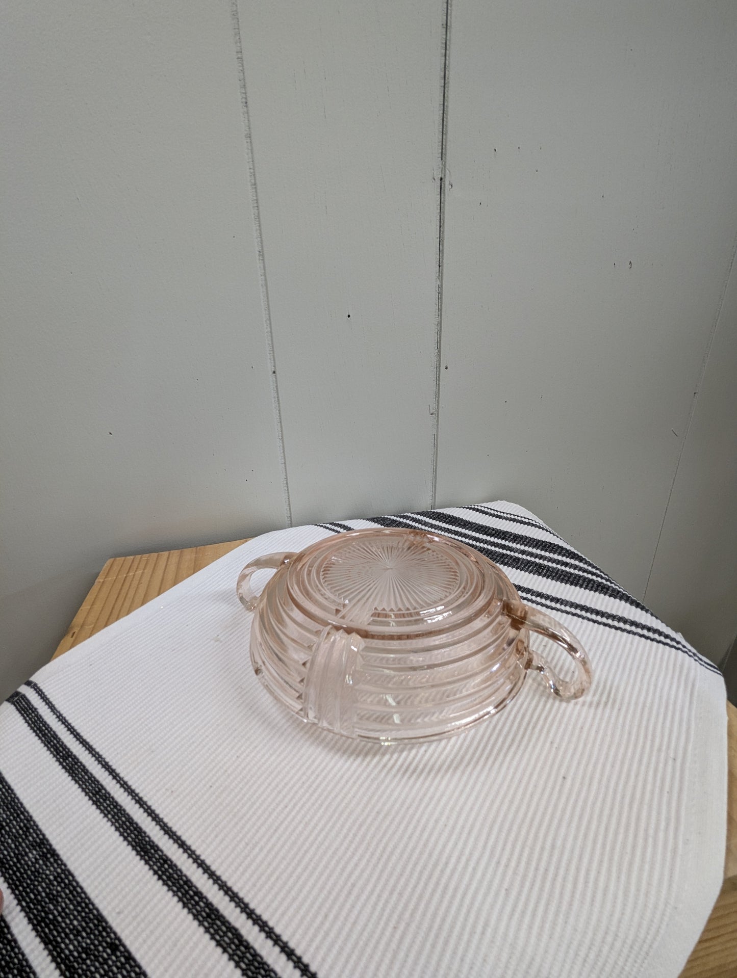 Anchor Hocking Manhatten Pink Dish