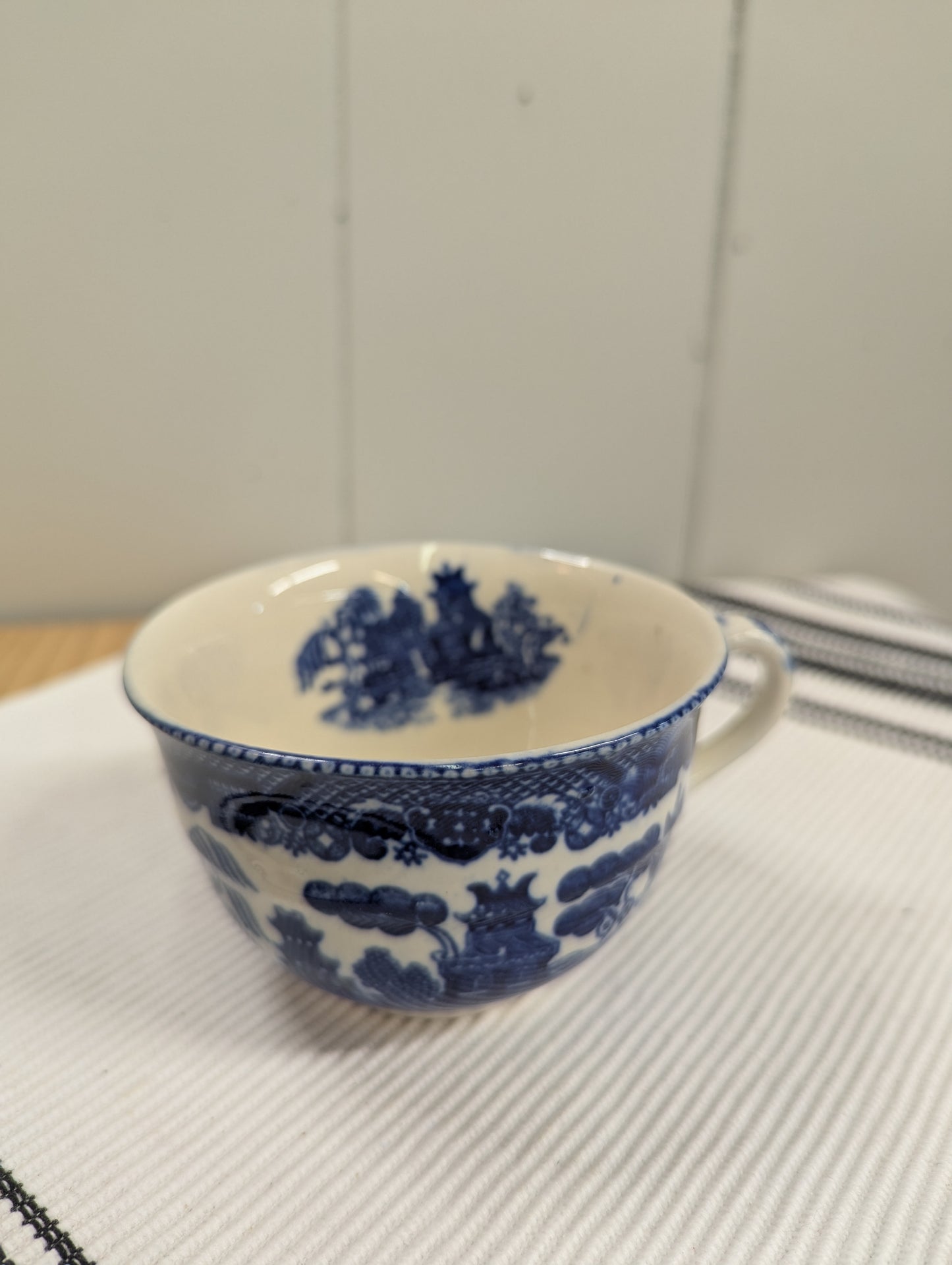Blue Willow Teacup