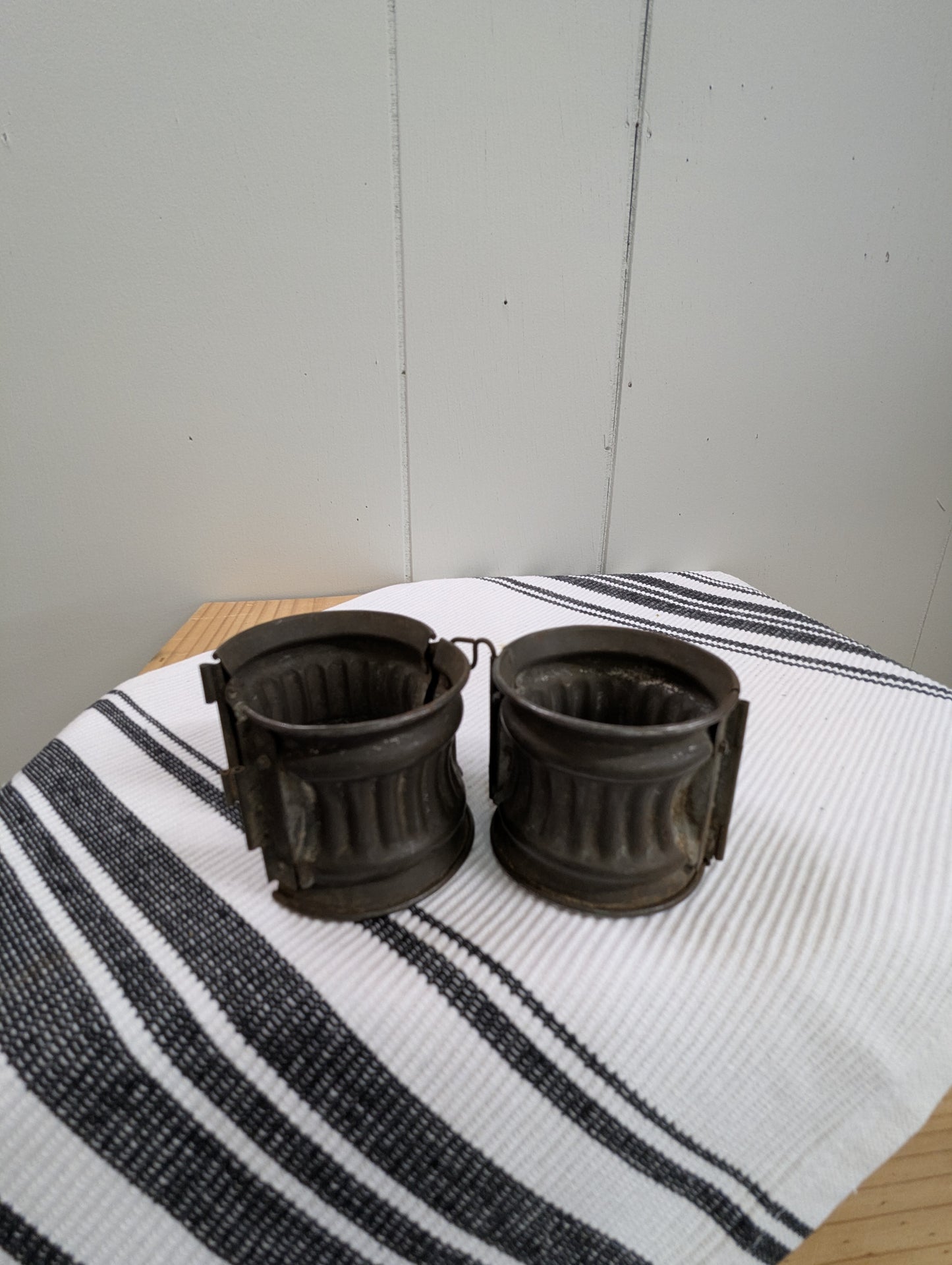 Fluted Raised Game Pie Molds