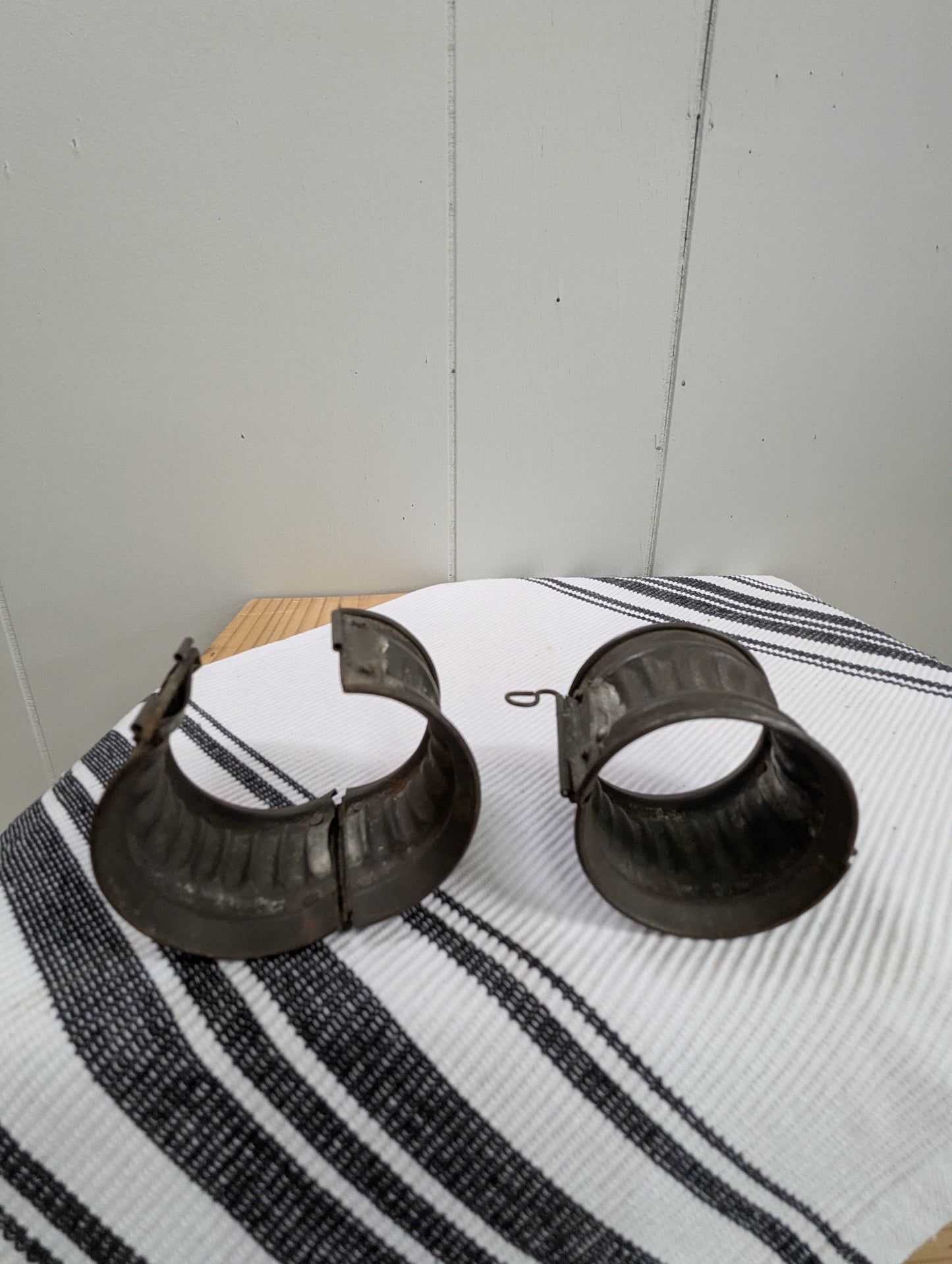 Fluted Raised Game Pie Molds