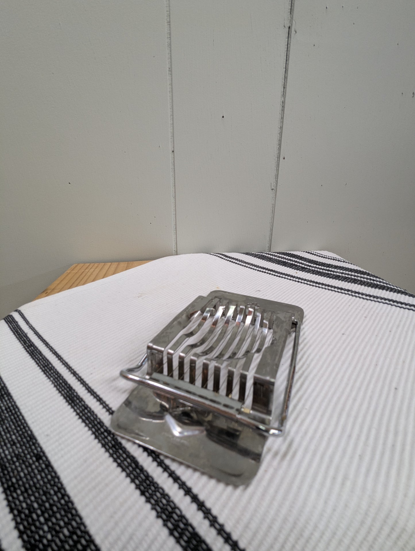 Hard Boiled Egg Slicer