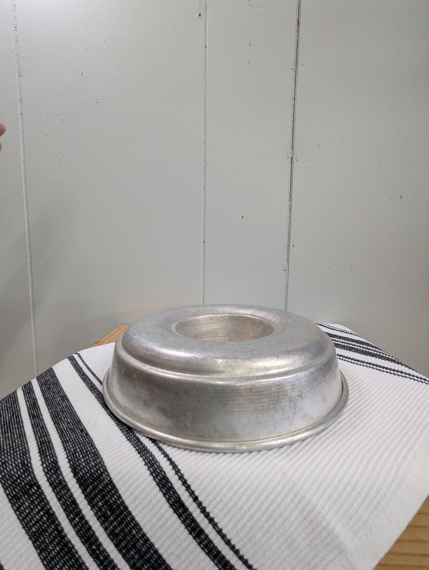 Aluminum Bundt Pan