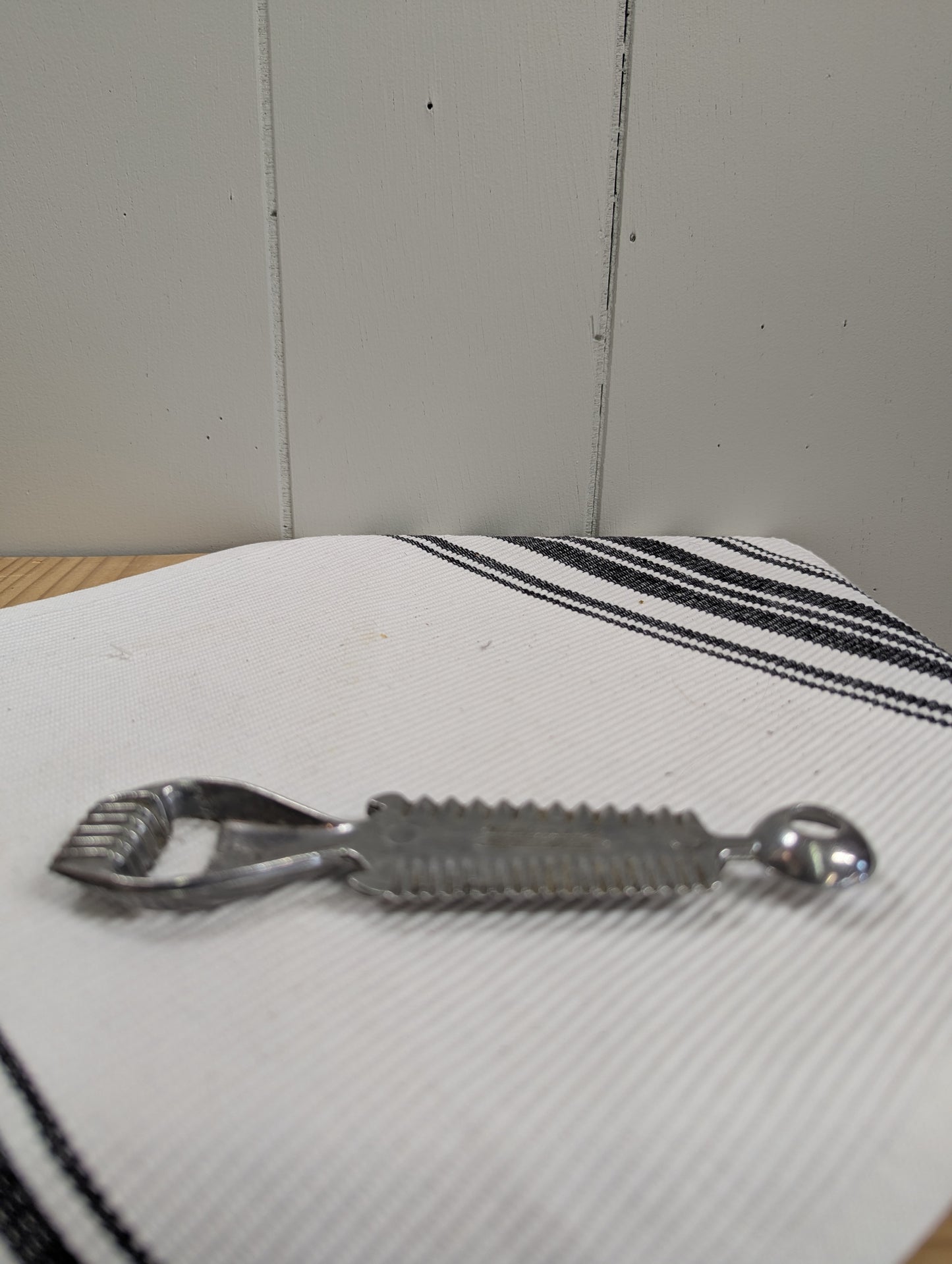 Westmark Garnish Tool
