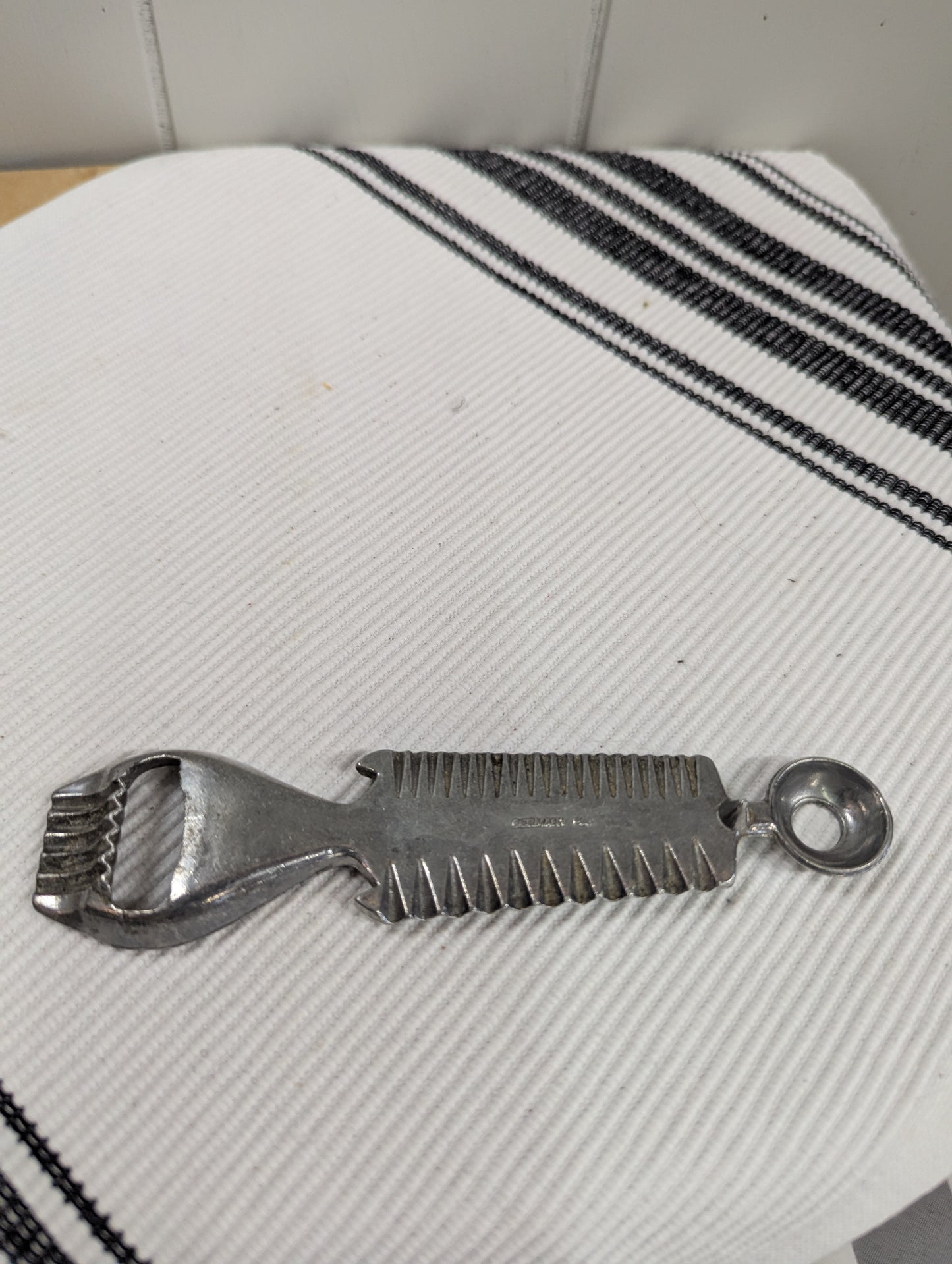 Westmark Garnish Tool