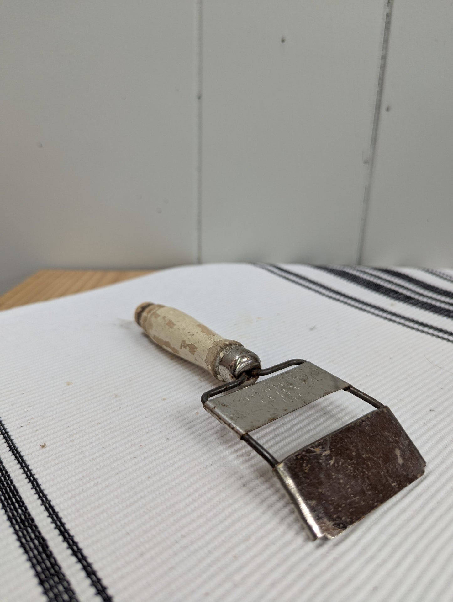 The Dandy Cheese Shaver