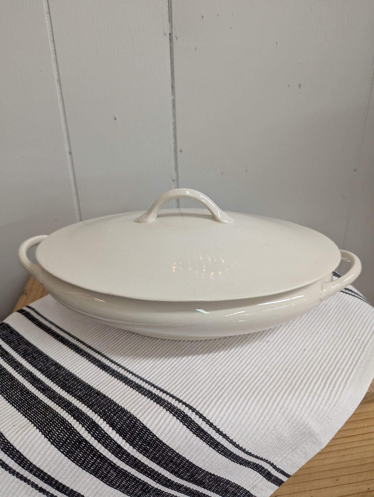 Lidded Casserole Dish