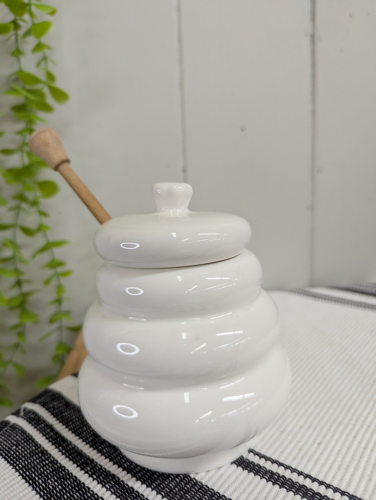 White Honey Pot with Wooden Honey Dipper