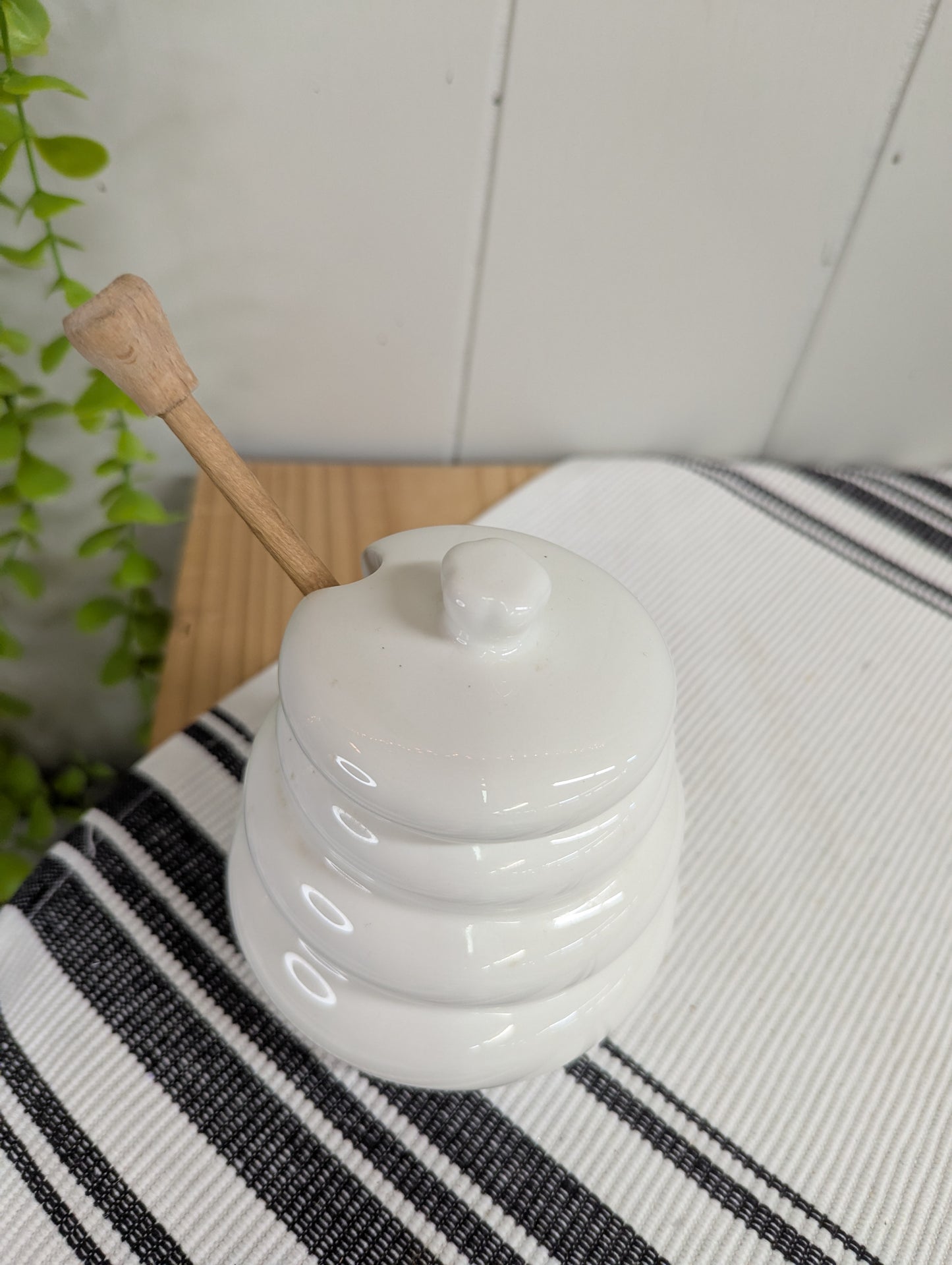 White Honey Pot with Wooden Honey Dipper