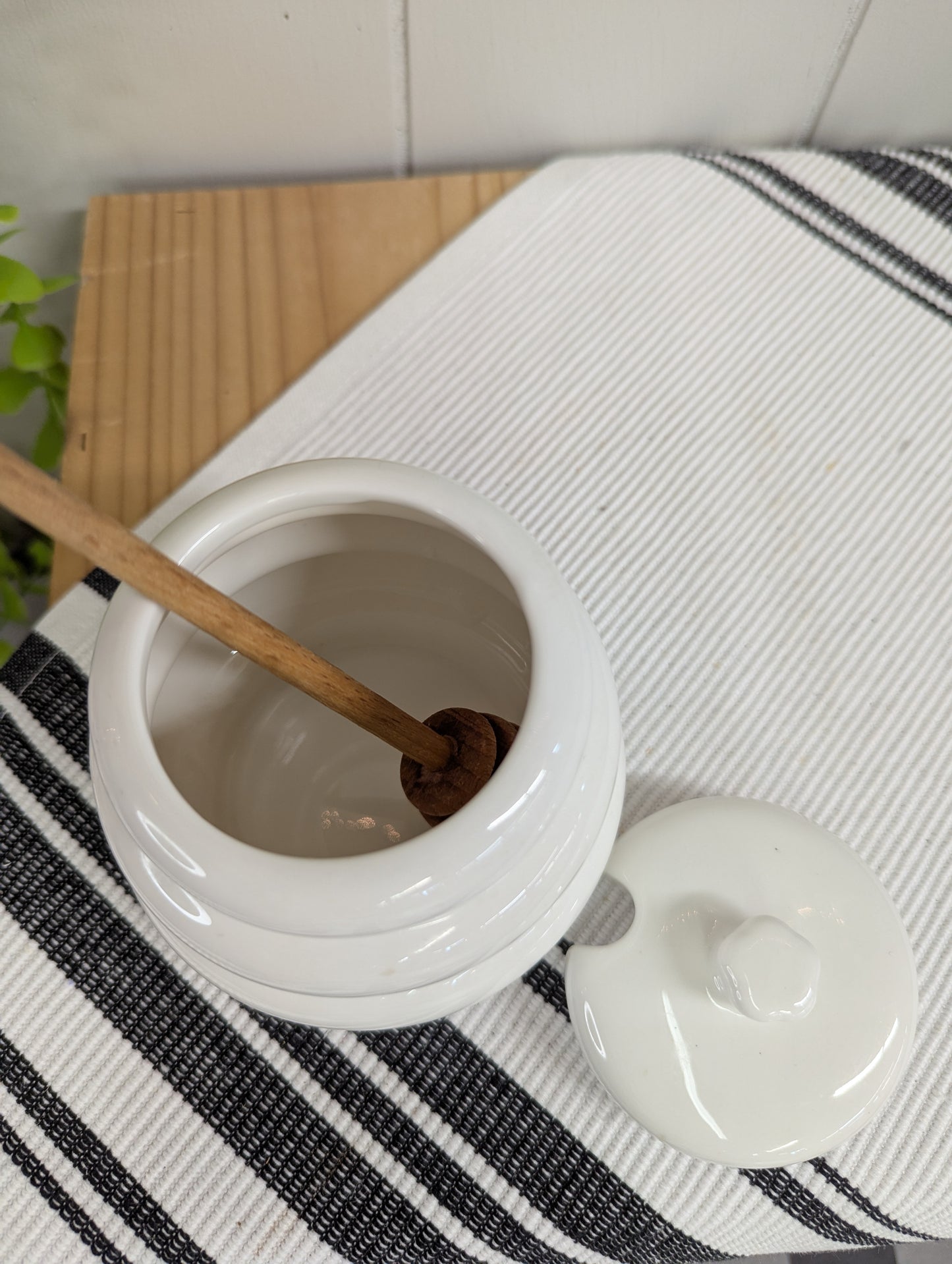 White Honey Pot with Wooden Honey Dipper