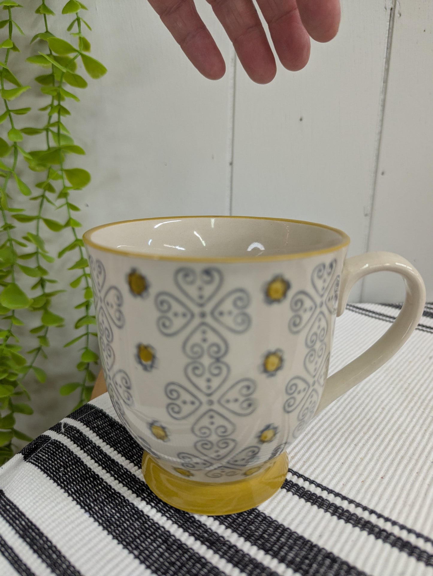 Mug with Teabag or Teaspoon Holder