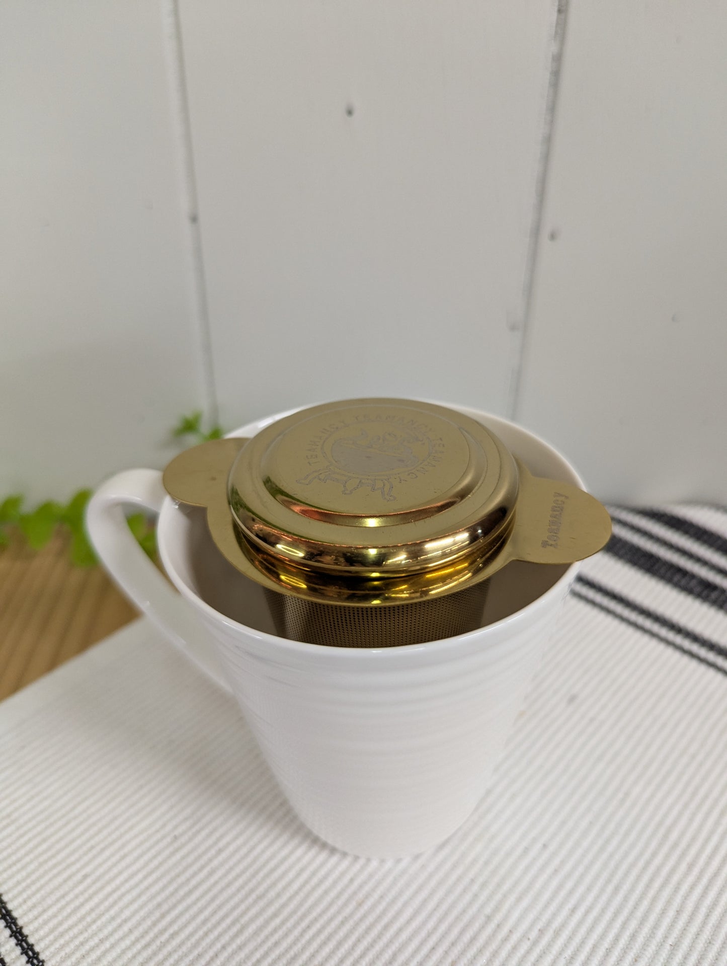 Tea Steeper / Infuser: Steeper and lid only