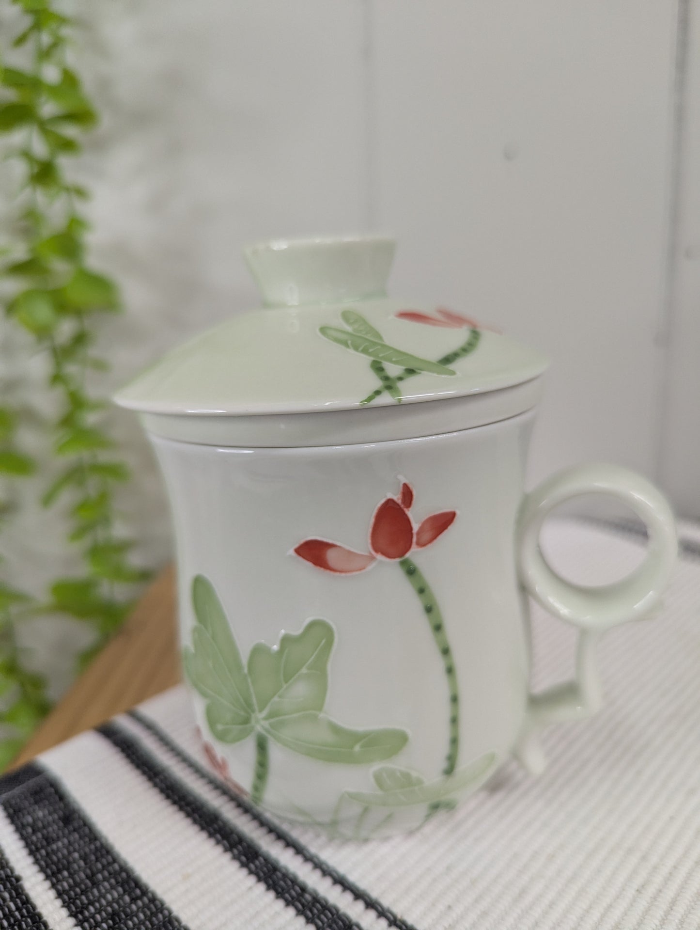 Teavana Ceramic Cup Strainer and Lid