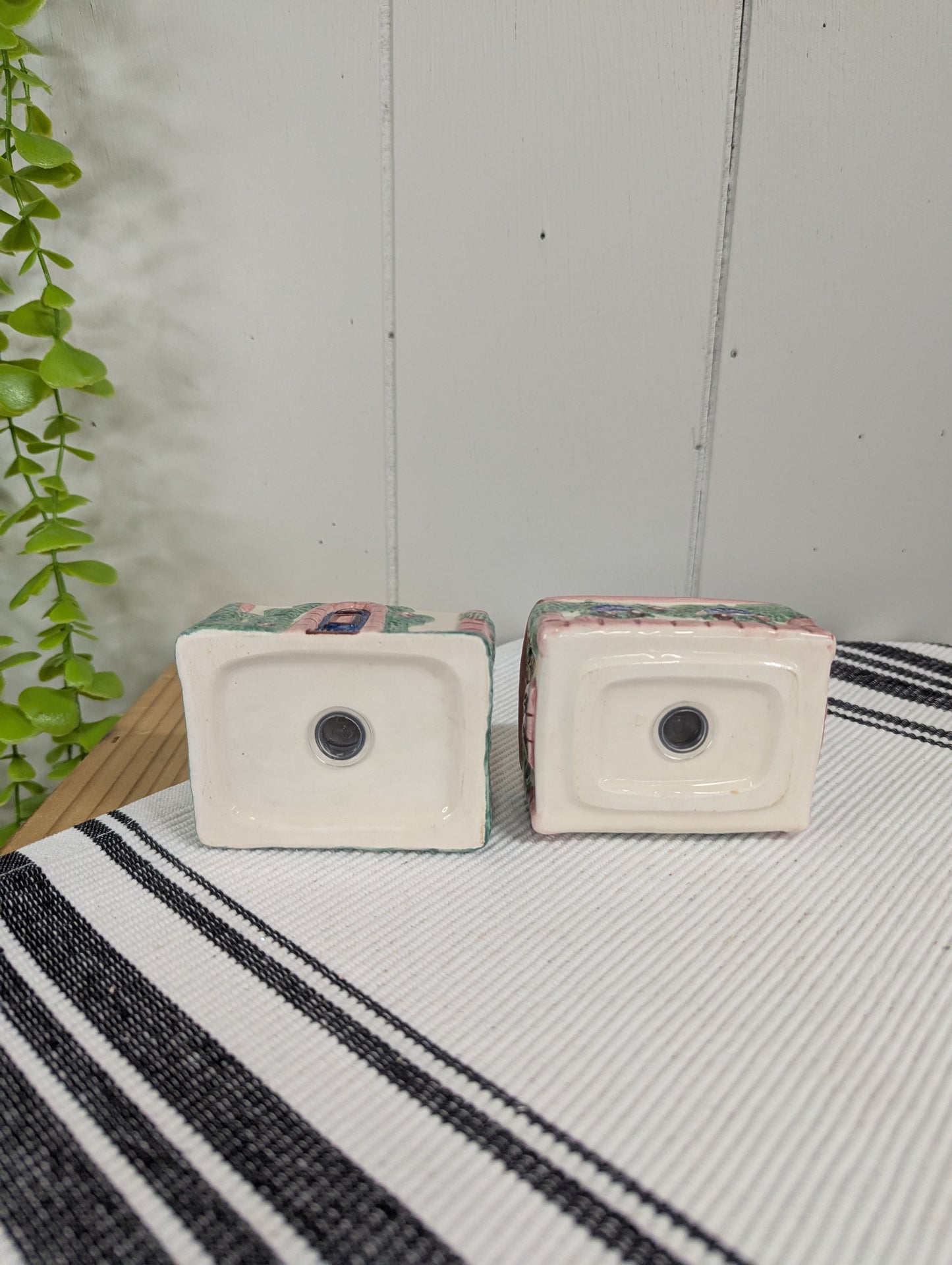 Avon Pink Cottage Salt and Pepper Shaker
