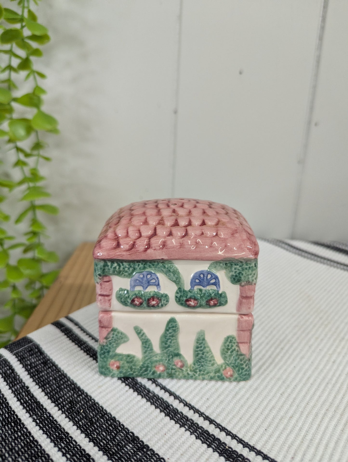 Avon Pink Cottage Salt and Pepper Shaker