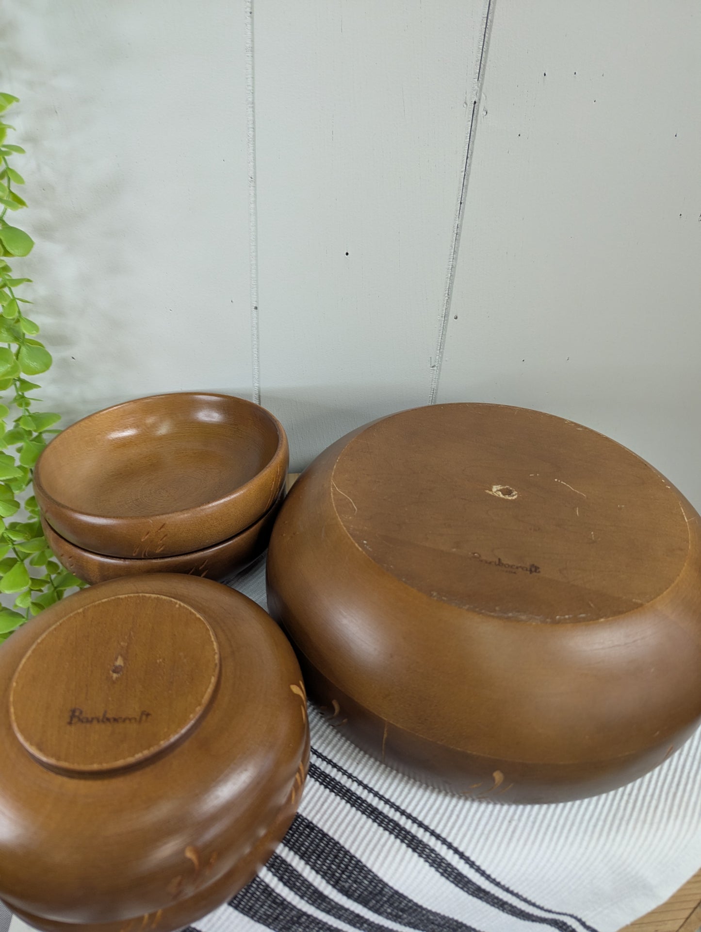 Baribocraft Salad Bowl and 4 Serving Bowls