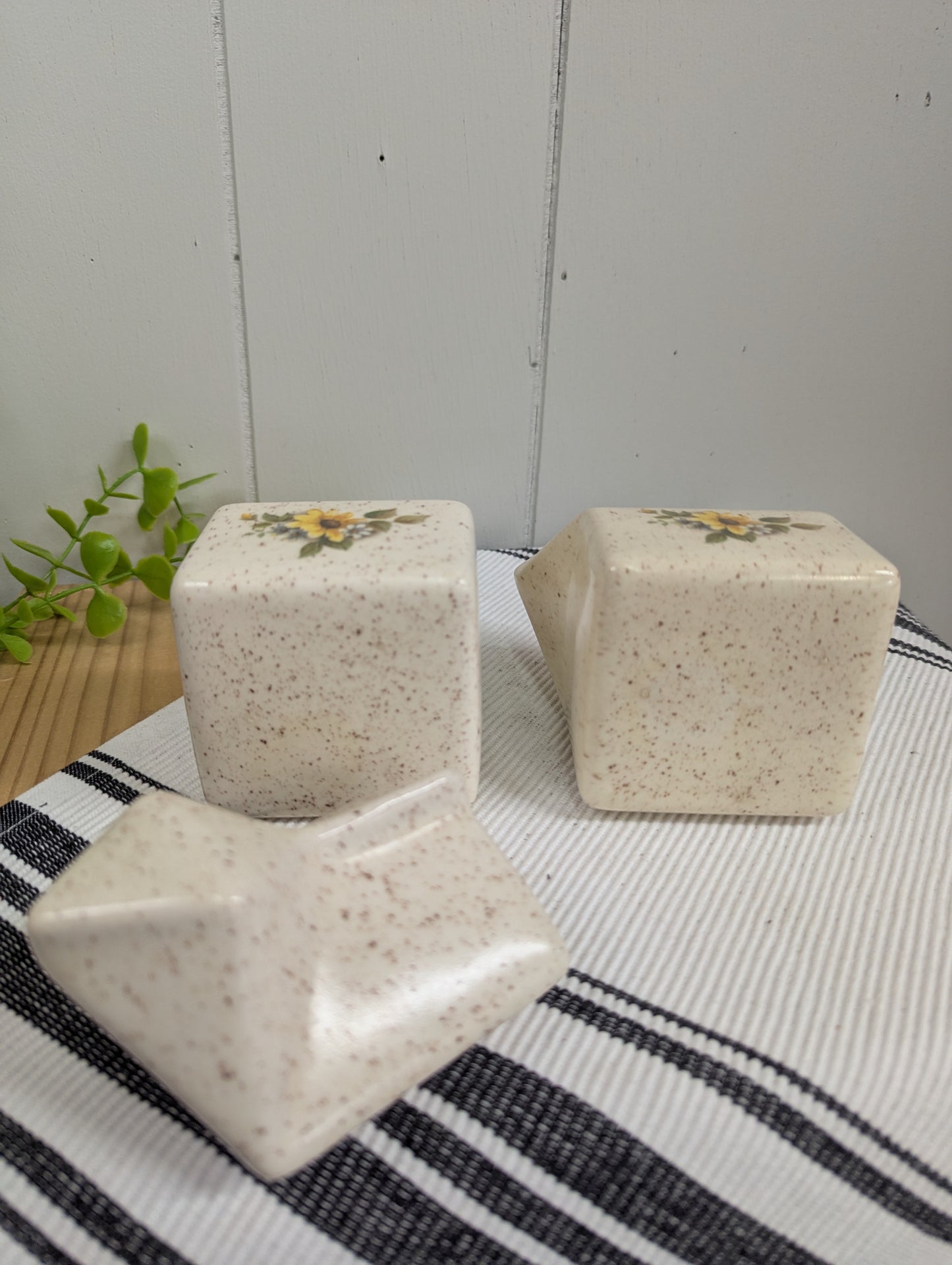 MCM Speckled Cream and Sugar Set