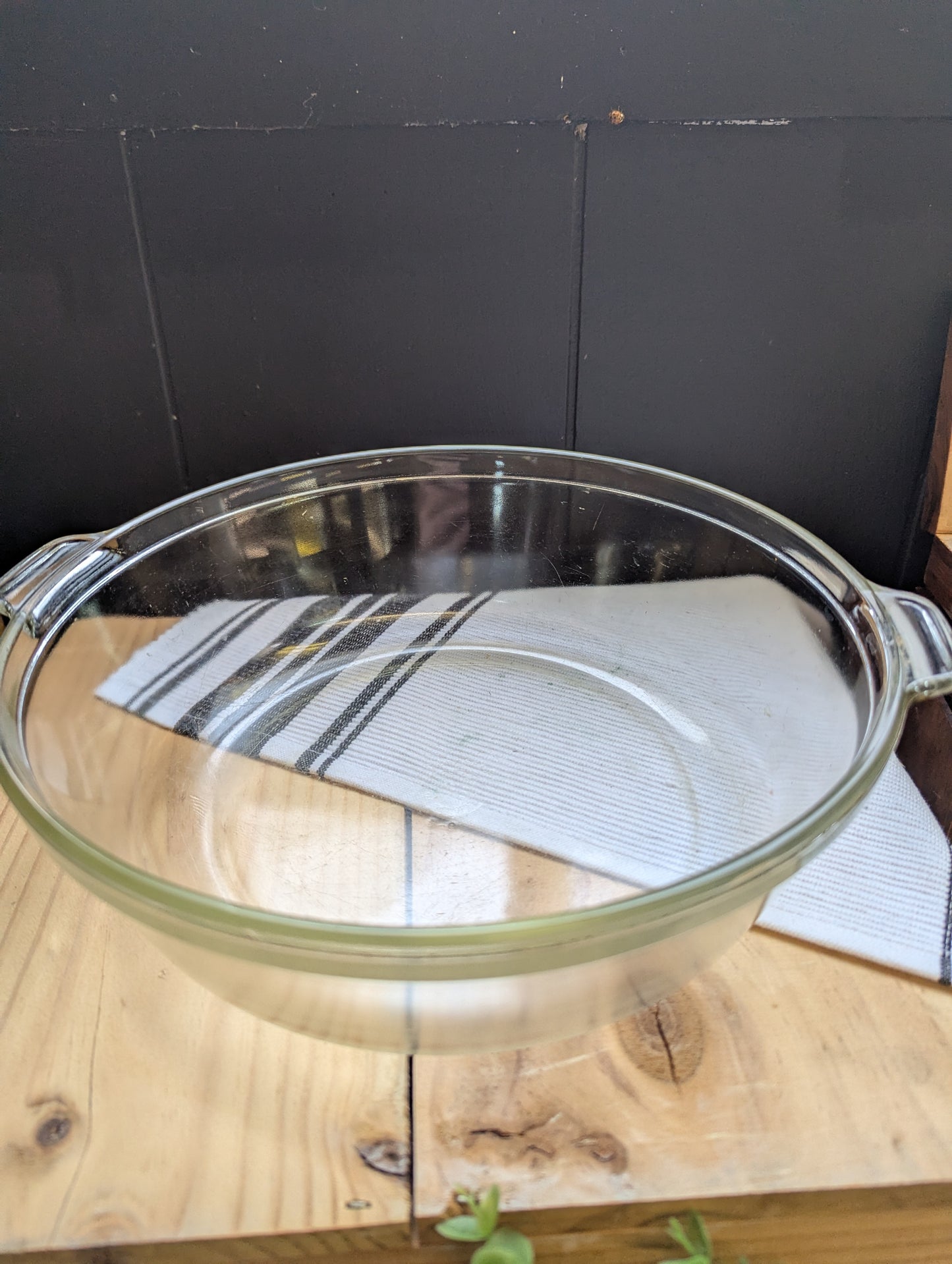 Pyrex 3qt Casserole Dish