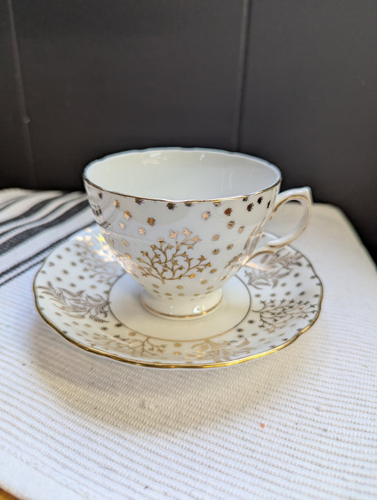Royal Vale Queen Anne Malvern Teacup and Saucer