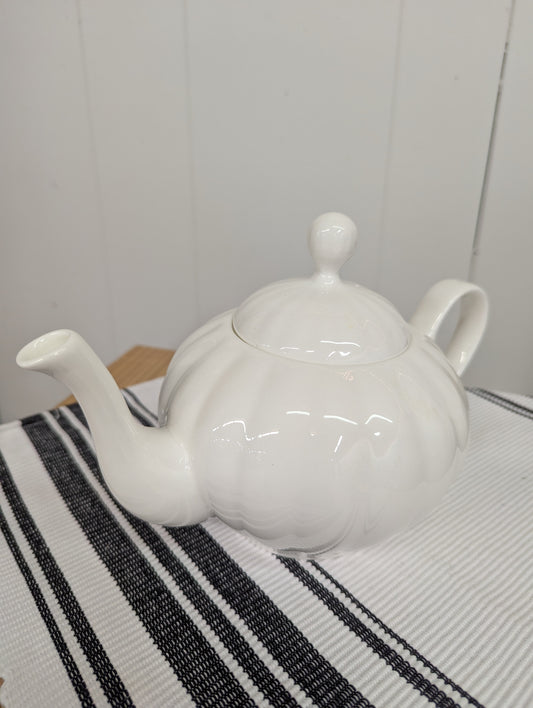 White Teapot