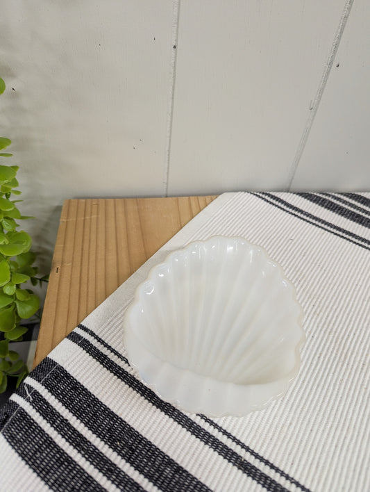 Small Shell Trinket Dish